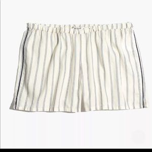✨ Madewell Bedtime Pajama Shorts in Stripe ✨